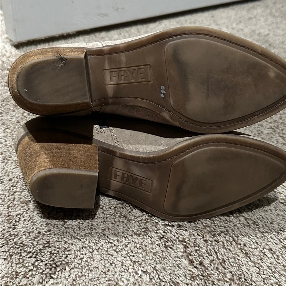 Frye Women's Cream Suede Ankle Booties - Picture 4 of 8